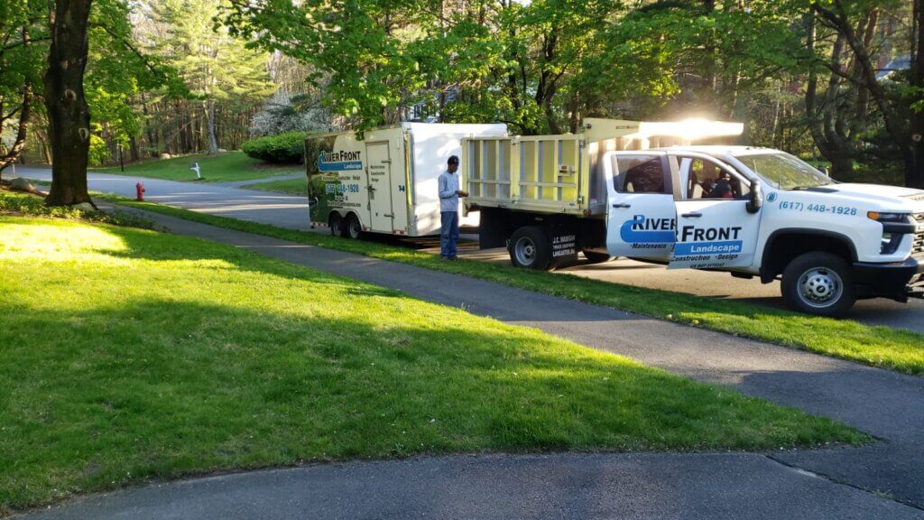 Spring Yard Clean-Up Services