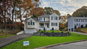 Last-Minute Fall Cleanups in Massachusetts