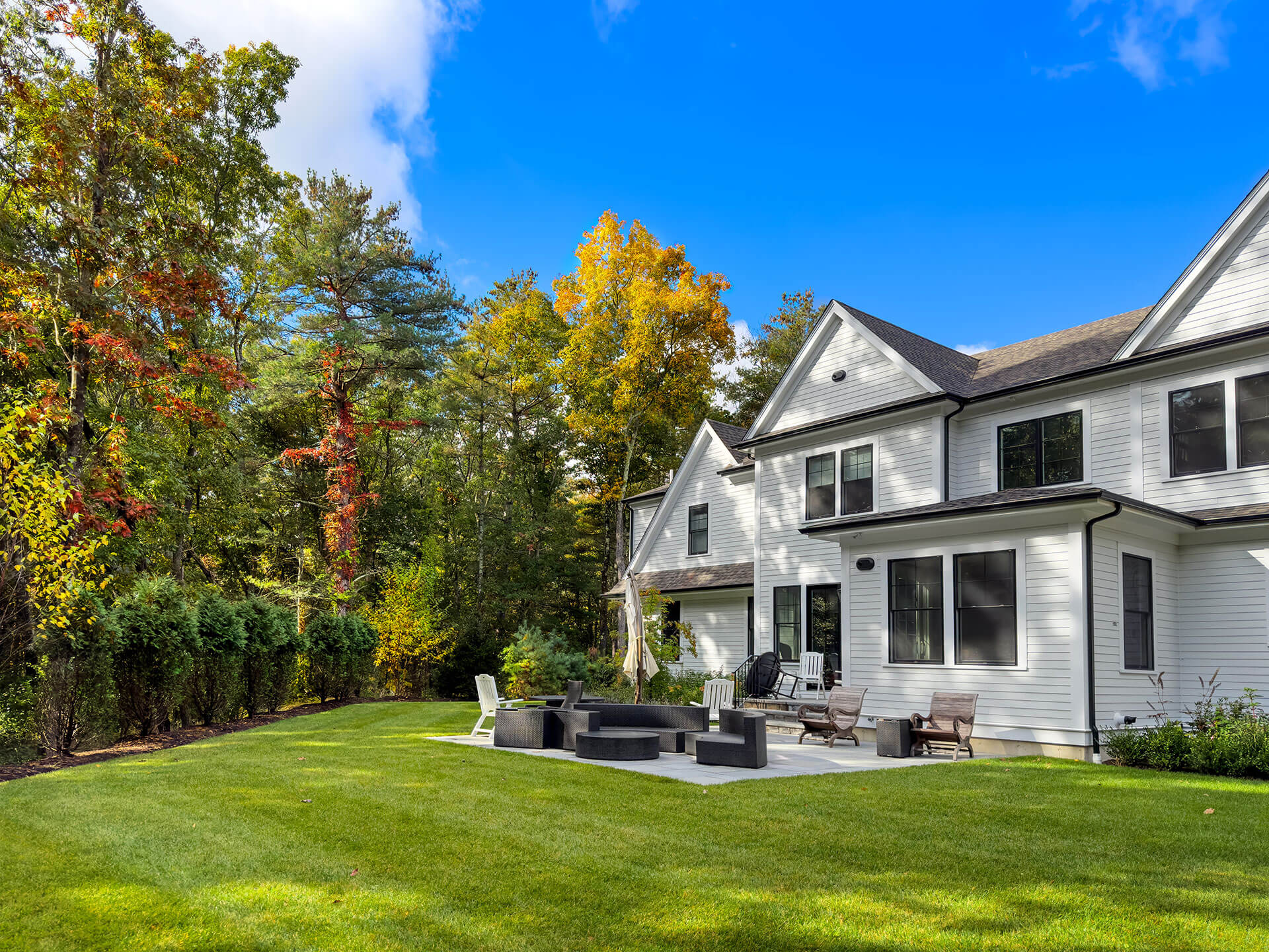 Reliable Holliston Landscape Service for Homes & Businesses